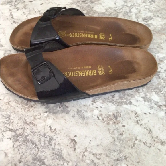 Birkenstock Sandals black patent leather size 8 - Picture 8 of 8